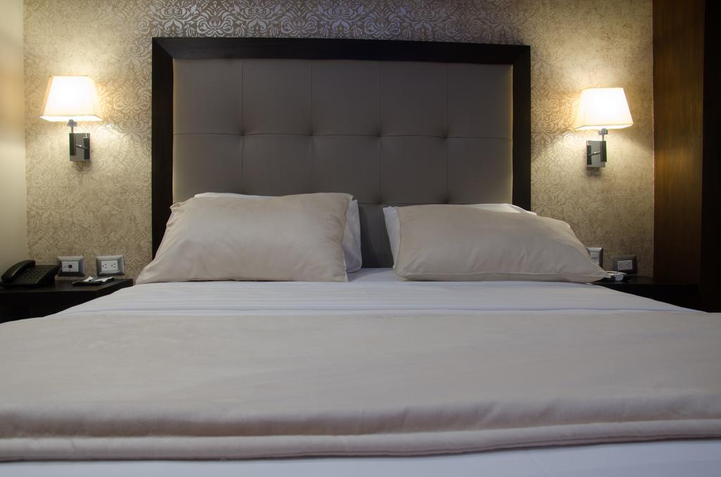Hotel Veuxor Machala Pokoj fotografie