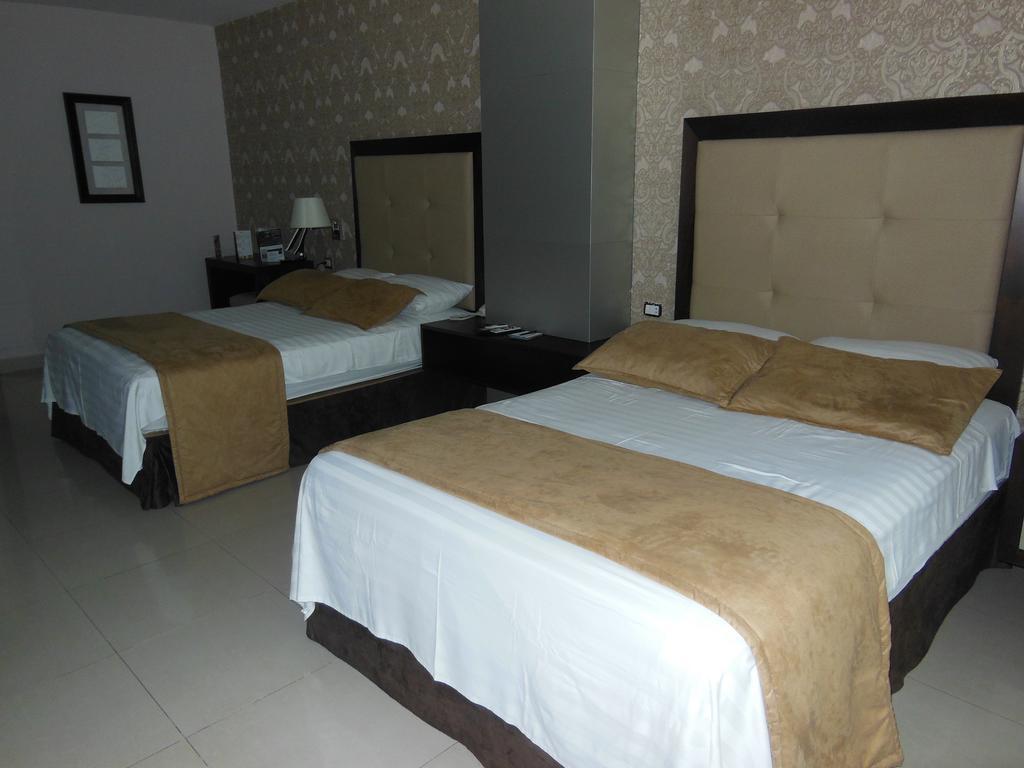 Hotel Veuxor Machala Exteriér fotografie
